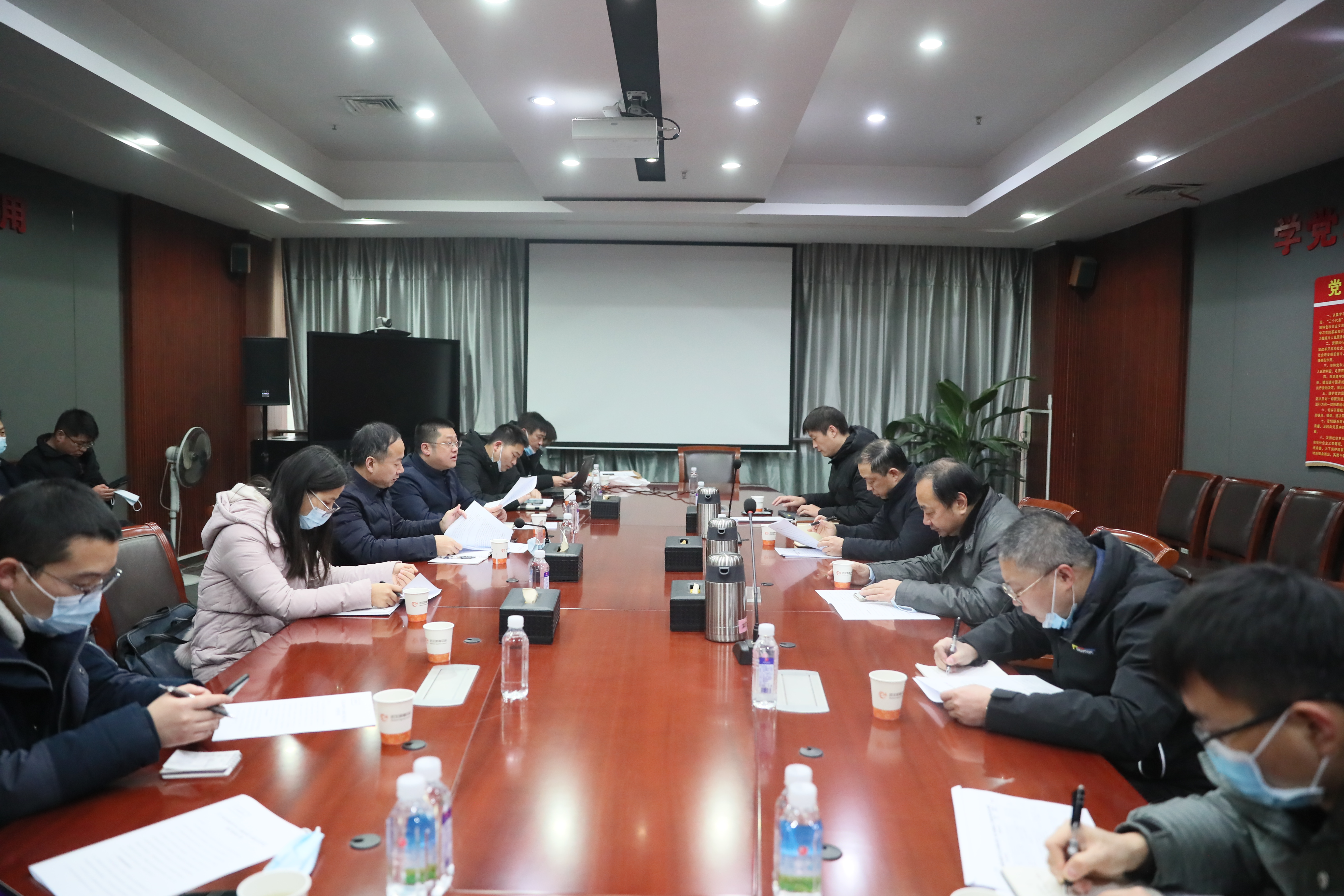 市紀委監委派駐市城建局紀檢監察組調研武漢體育中心平戰結合改造項目(圖6) 市紀委監委派駐市城建局紀檢監察組調研武漢體育中心平戰結合改造項目(圖6)