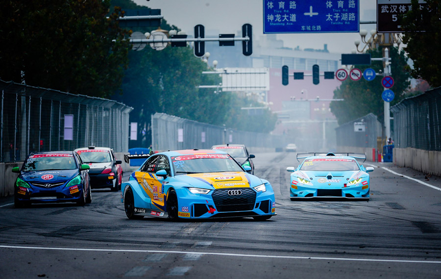 “鐵馬”為媒，造車之城漸成賽車之城